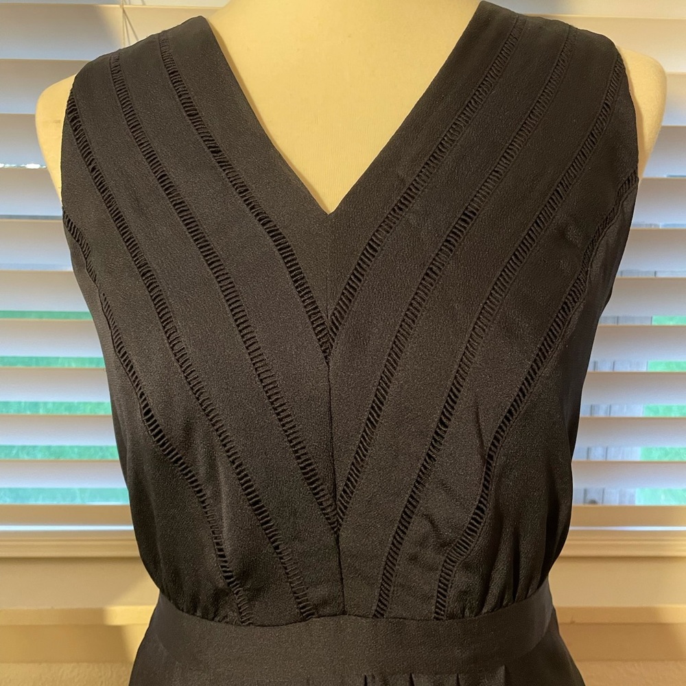 EUC Banana Republic Dress - Picture 3 of 10